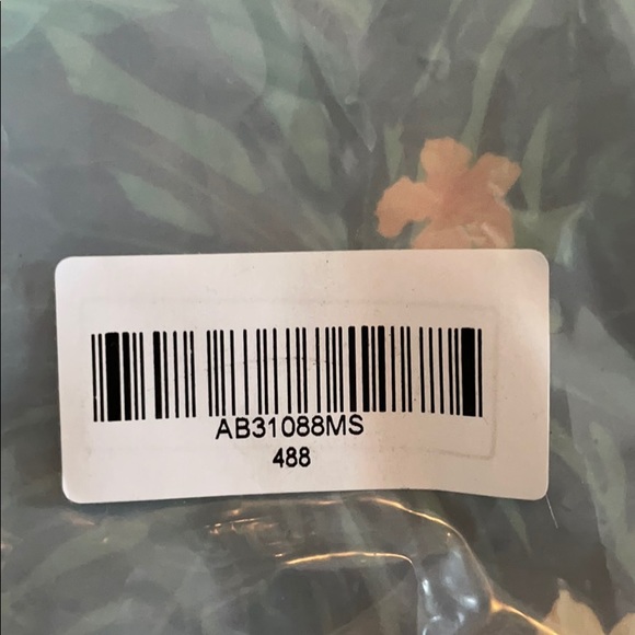 Cupshe Bathing Suit - Picture 3 of 3